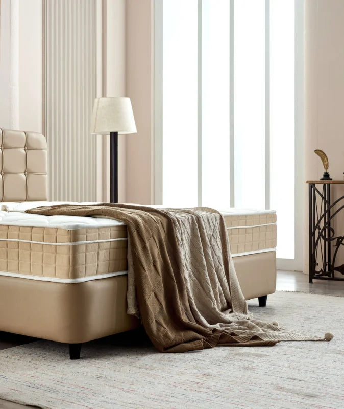 Dreamhouse Boxspring Marrakech Kunstleer - 140x200 - Taupe - Bedden